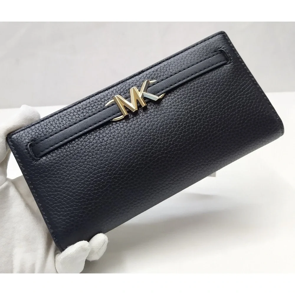 Michael Kors Black Pebbled Leather Credit Card Bifold Wallet - NWT $298